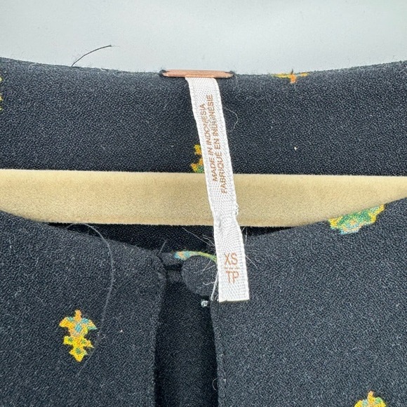 Free People Love Grows Floral Printed Romper Long Sleeve Black Size XS - Picture 11 of 11